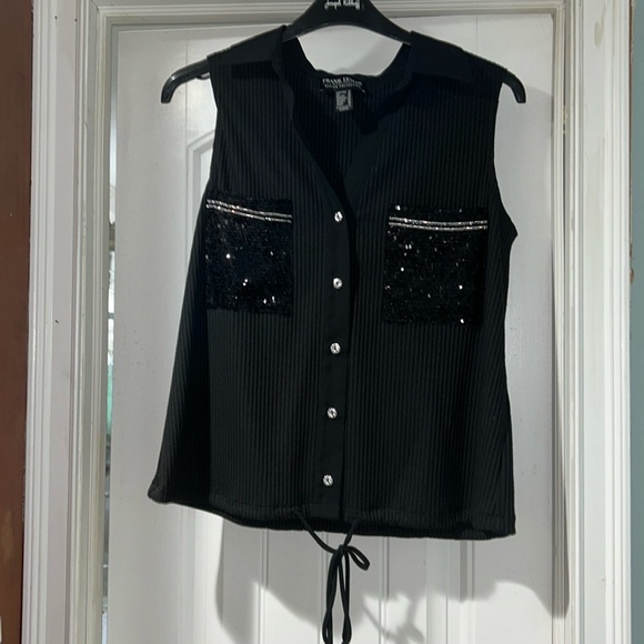 FRANK LYMAN SLEEVELESS TOP rhinestone pockets black /silver stones across - Picture 1 of 4